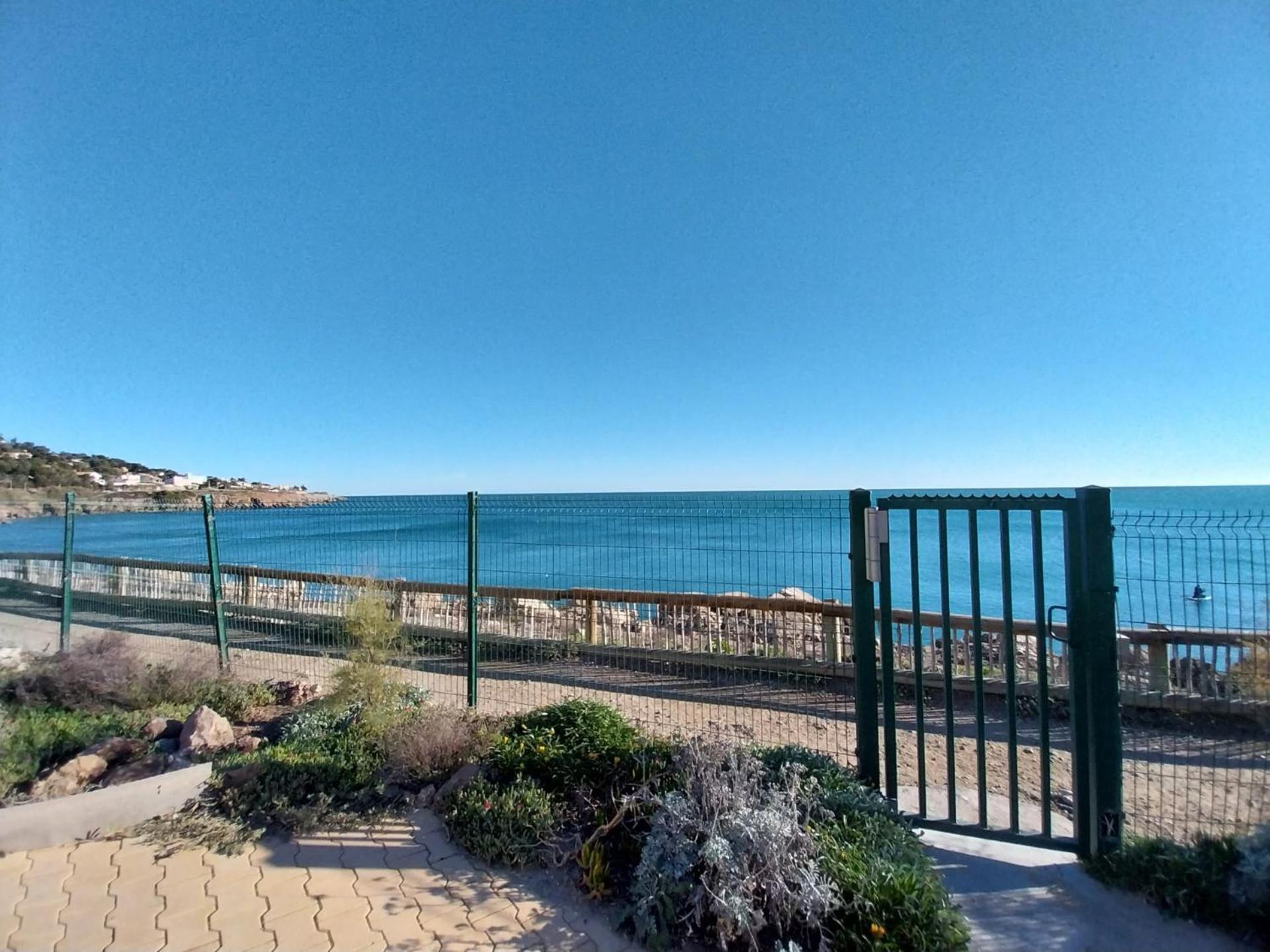 40 M², 1Ere Ligne Mer, Dernier Etage Avec Ascenseur Сет Екстер'єр фото