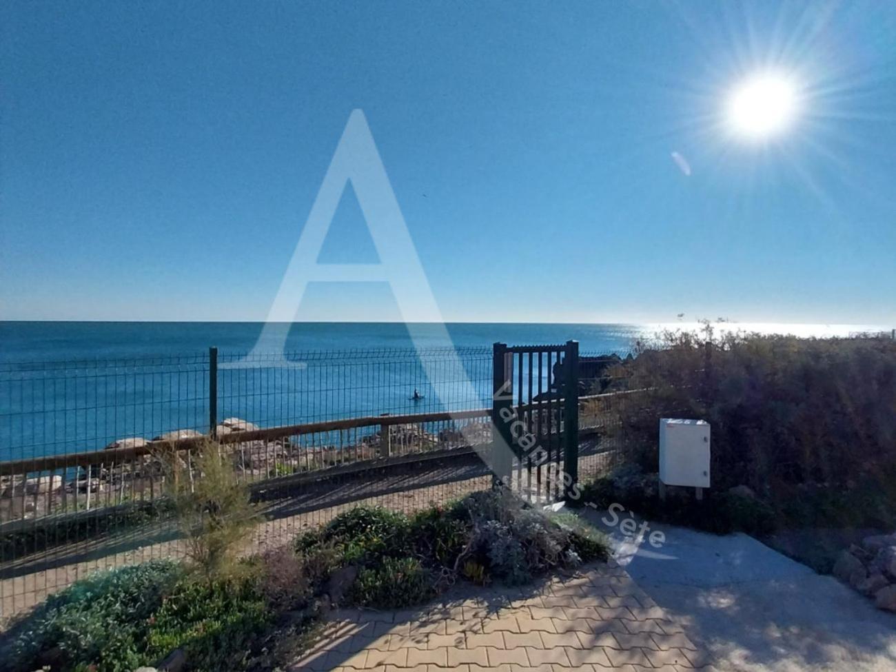 40 M², 1Ere Ligne Mer, Dernier Etage Avec Ascenseur Сет Екстер'єр фото