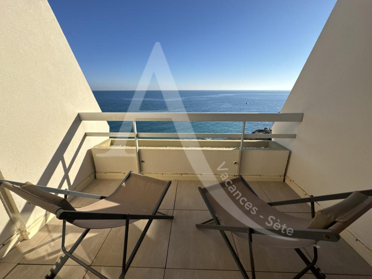 40 M², 1Ere Ligne Mer, Dernier Etage Avec Ascenseur Сет Екстер'єр фото
